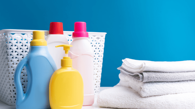 Difference between soap and detergent